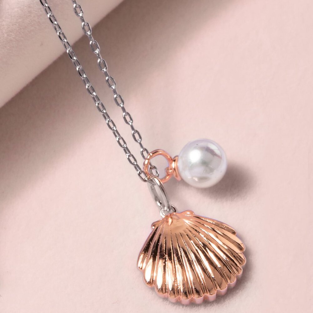 Pearl Seashell Necklace - Charmed Aroma By The Sea Collection